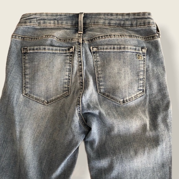 Jessica Simpson • Low Rise Crop Skinny Jean - Picture 3 of 7